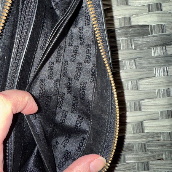 Michael Kors Quilted Black Leather Accordion Zip Wallet Organizer- Gold Accents - Picture 7 of 15